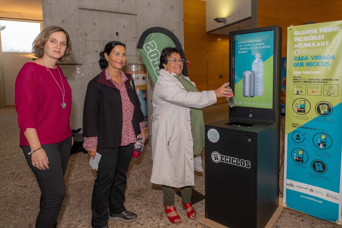 Reciclos és una iniciativa d’Ecoembes, l’organització medi ambiental que coordina  el reciclatge d’envasos i la Generalitat de Catalunya