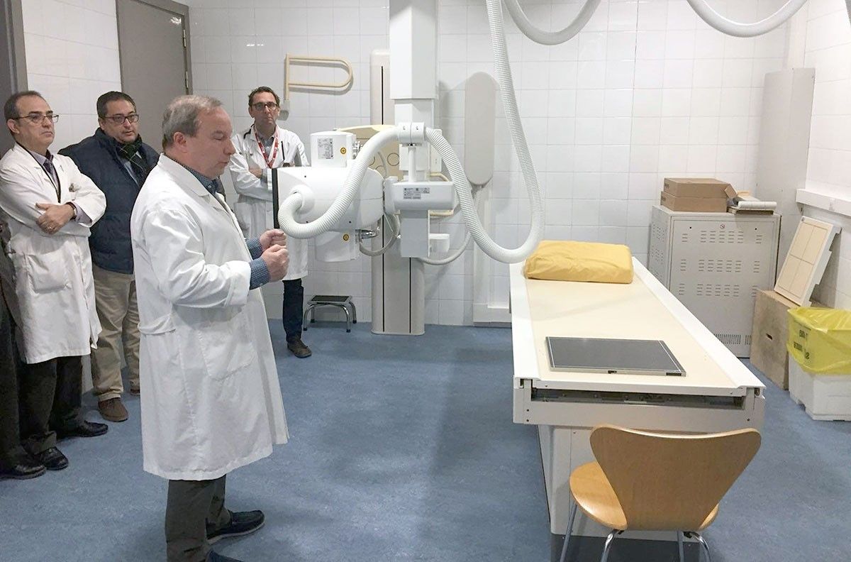 Inauguració de la sala de radiologia a l'hospital comarcal de Móra d'Ebre, este dissabte. 