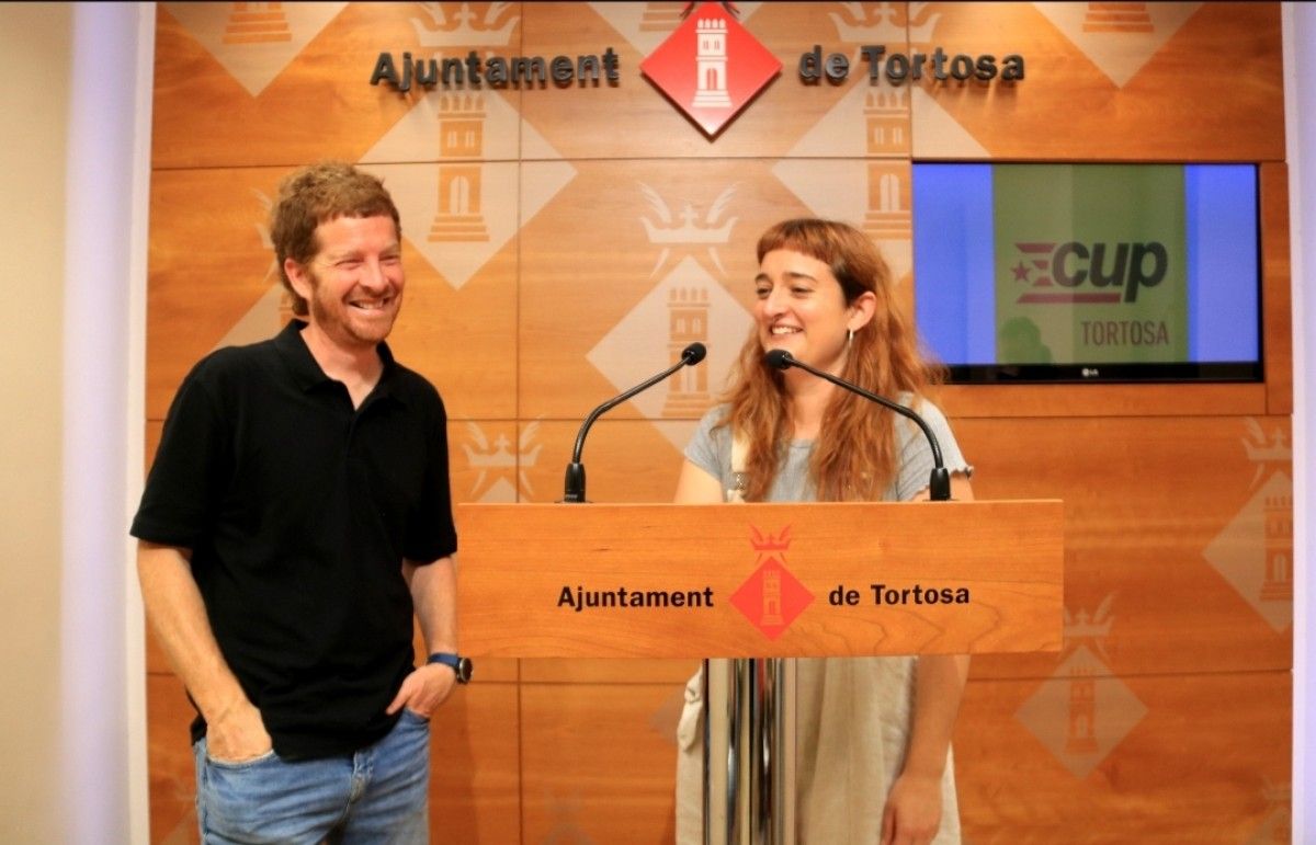 Sergi Arnau i Selene Alberich de la CUP Tortosa