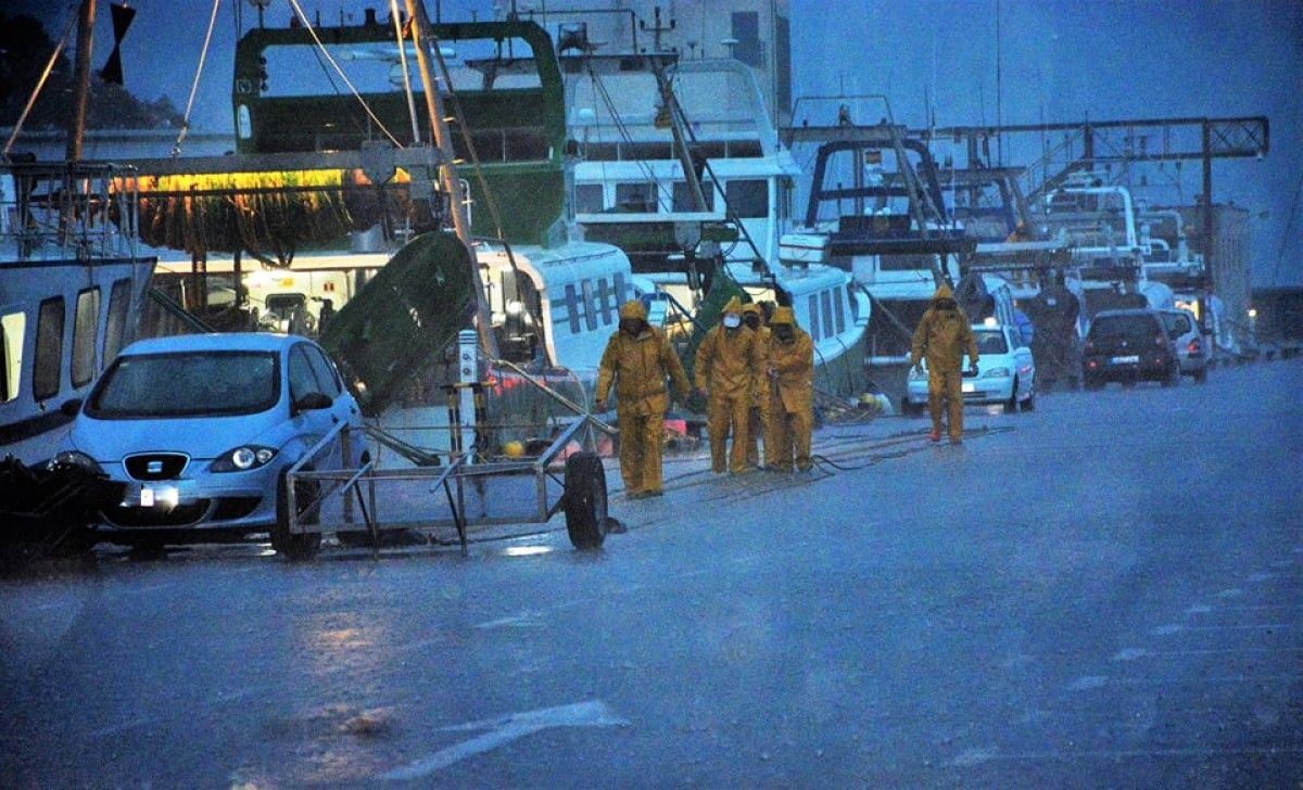 La flota pesquera de la Ràpita ha quedat amarrada a port