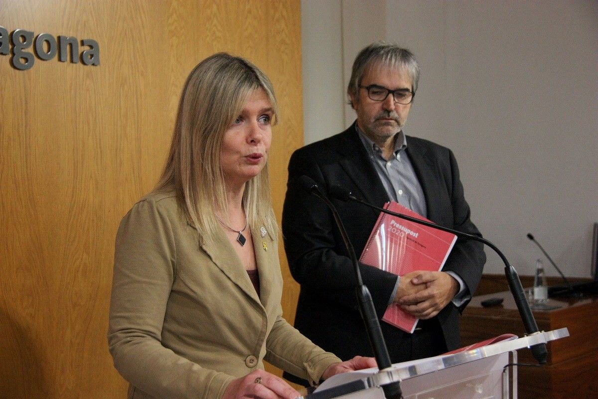 La presidenta de la Diputació de Tarragona, Noemí Llauradó, i el vicepresident, Quim Nin, presenten els pressupostos del 2020. 
