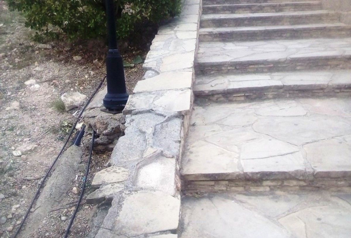 Un tram de les escales del barri del Garrofer 