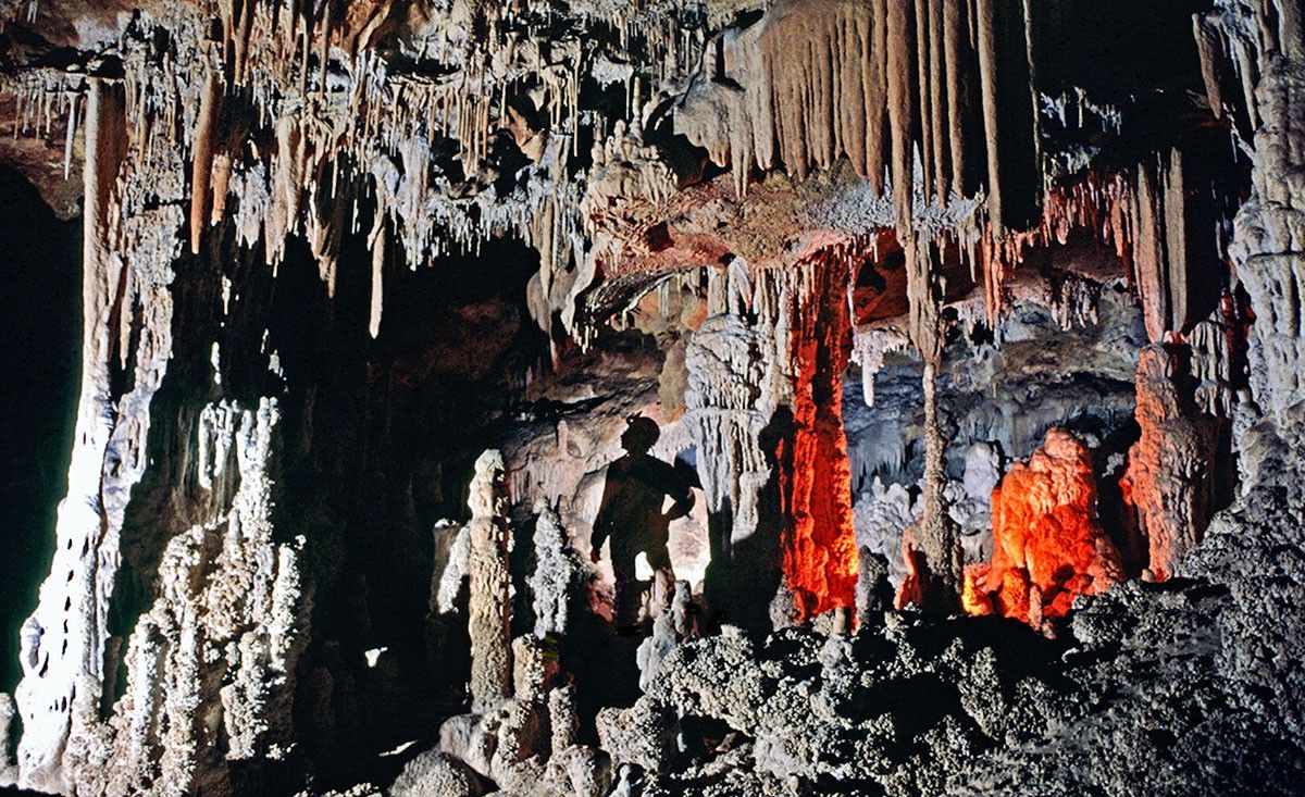Este dilluns es complixen 50 anys de la descoberta de la Cova Meravelles.