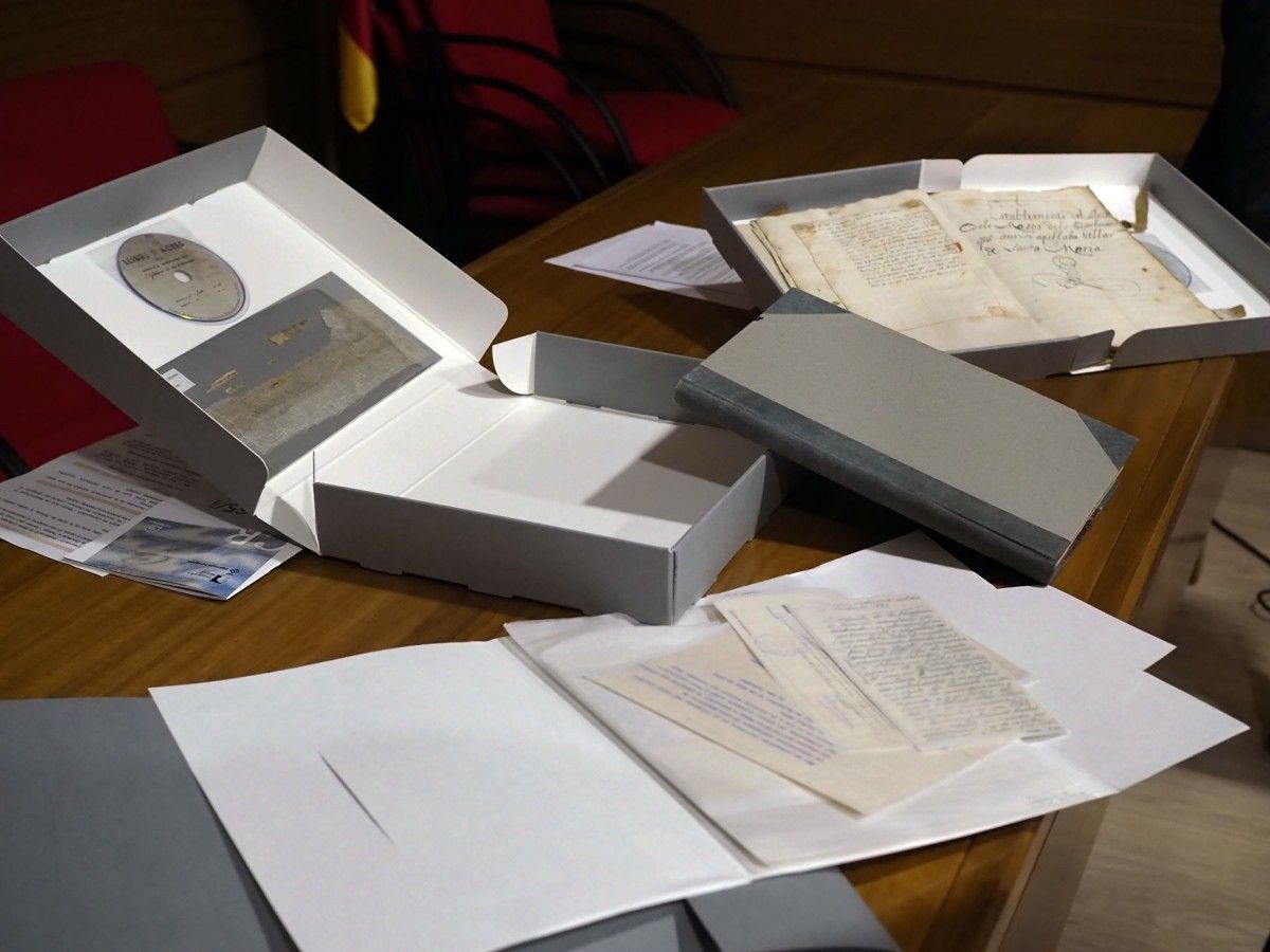 Imatge dels manuscrits recuperats per l'Escola d'Art de la Diputació a Tortosa