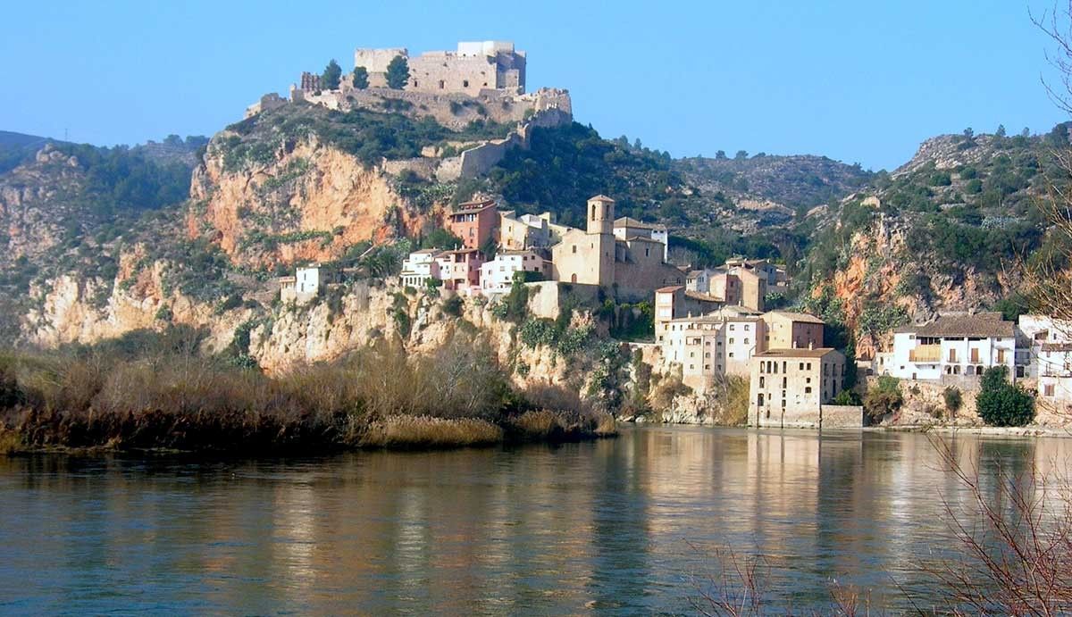 El castell de Miravet ja és semifinalista al concurs del monument favorit de Catalunya.