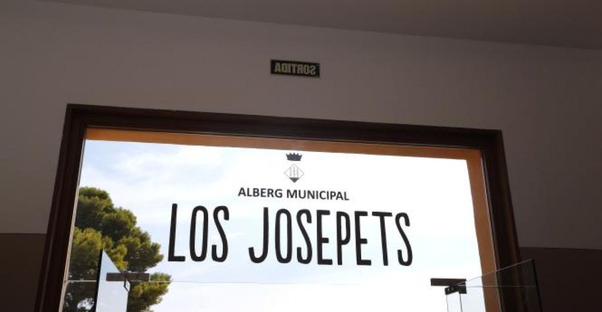 Entrada de l'Alberg Municipal dels Josepets, a Alcanar 