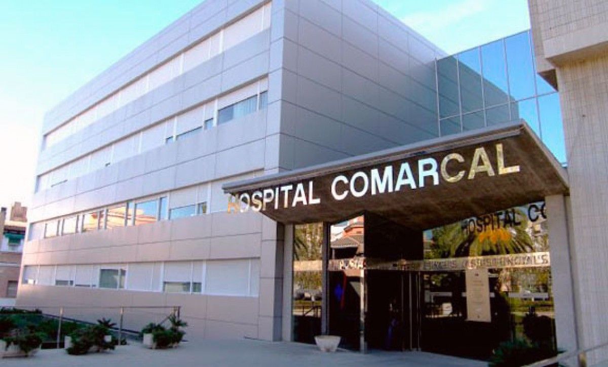 Entrada principal de l'hospital comarcal, a Amposta.