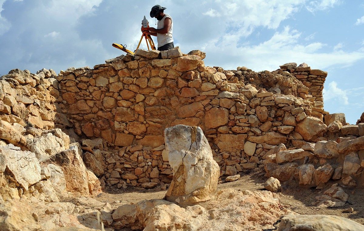 Excavacions a la residència fortificada de Sant Jaume, a Alcanar