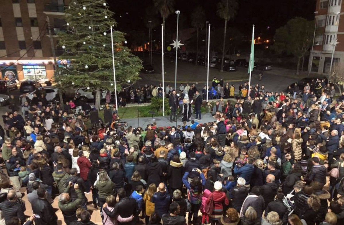 Inauguració de l'enllumenat nadalenc als carrers del municipi.