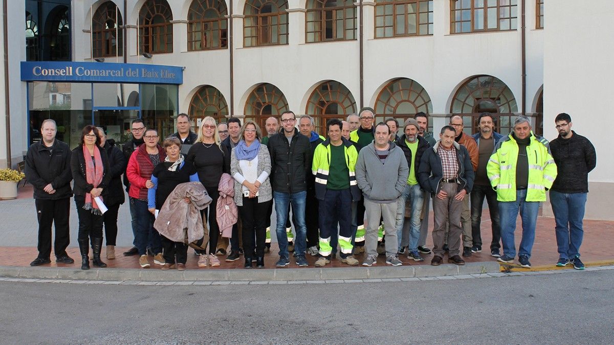 La presidenta comarcal Sandra Zaragoza i el conseller comarcal Enric Adell han donat la benvinguda als 25 treballadors