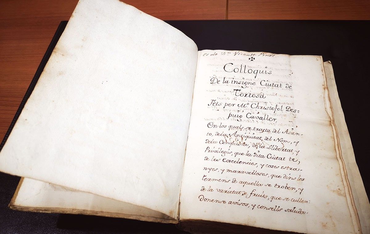 Manuscrit dels 'Col·loquis' de Despuig que ha adquirit el Consell Comarcal del Baix Ebre.
