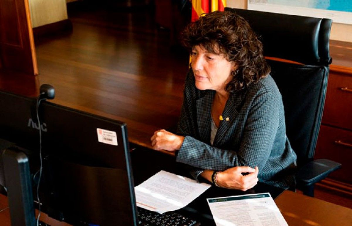 La consellera Teresa Jordà en la cloenda de la jornada en línia amb motiu de la celebració del Dia Internacional de la Dona Rural.