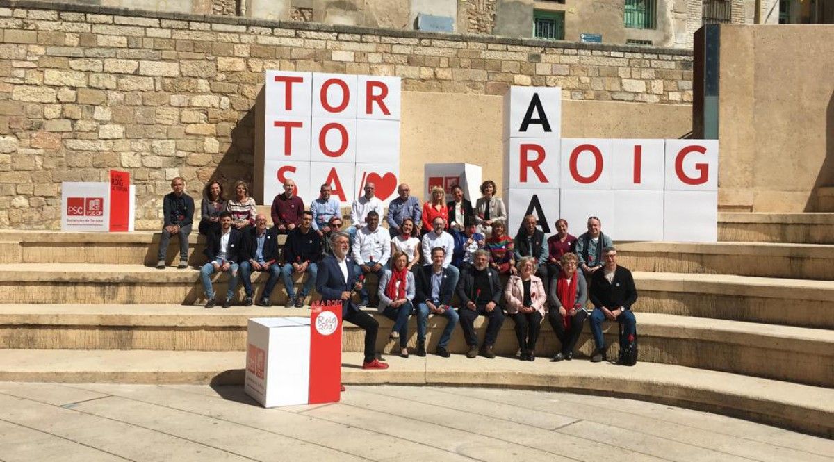 Els membres de la candidatura del PSC a l'Ajuntament de Tortosa.