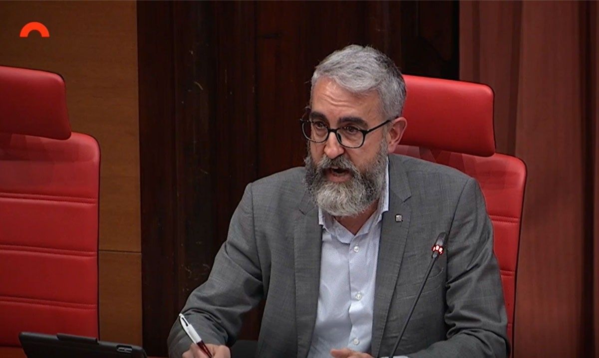 El director general de Política Marítima i Pesca Sostenible, Sergi Tudela, al Parlament este dimarts.
