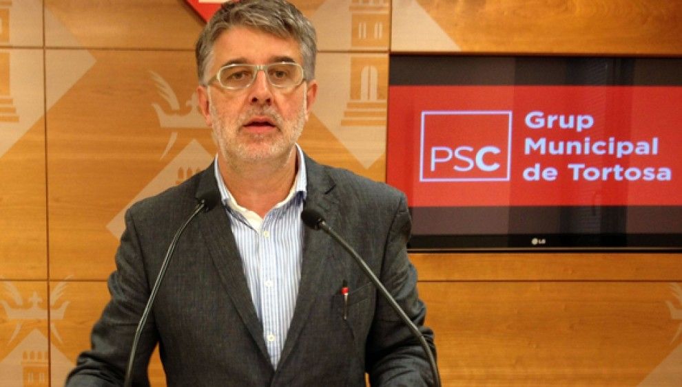 El portaveu del PSC a l'Ajuntament de Tortosa, Enric Roig, en una imatge d'arxiu