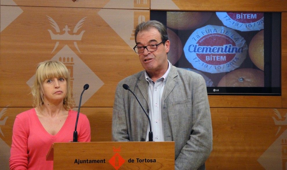 El president i la regidora de l'EMD, Josep Cugat i Matilde Cugat, en la presentació de la fira.