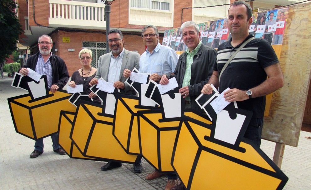 Els membres d’ERC han fet un acte a Roquetes per iniciar la recta final de la campanya. 