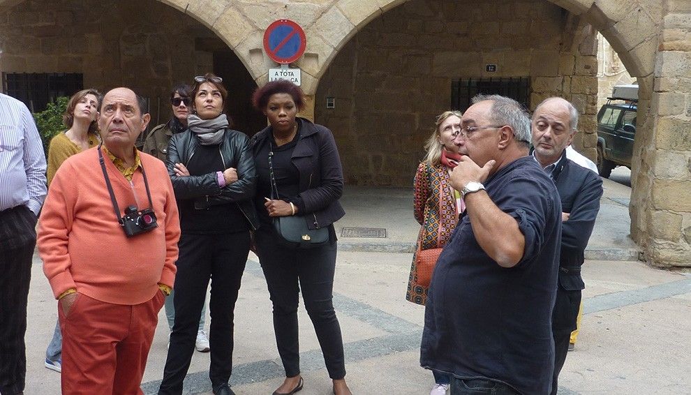 Claude Ruiz-Picasso al centre d'Horta, durant la visita que va fer.