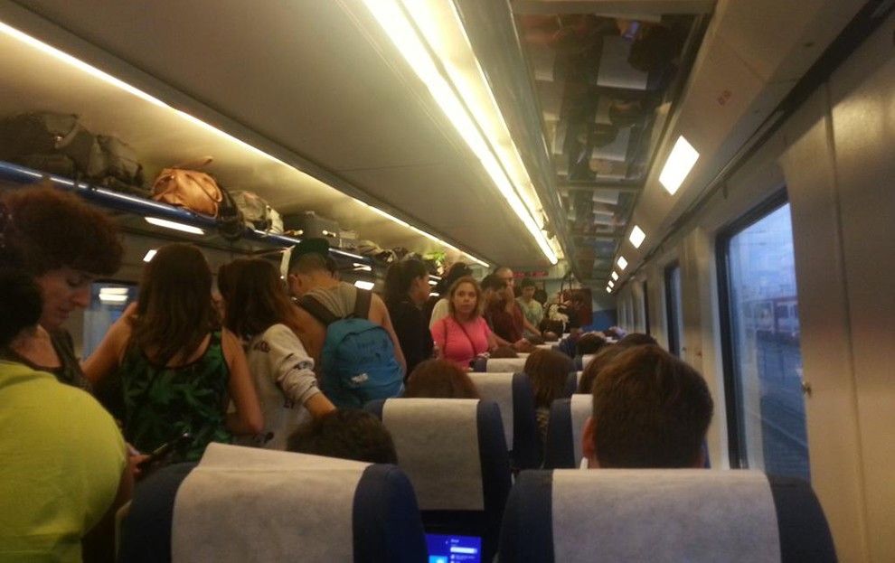 Imatge del tren quan va arribar a Tarragona.