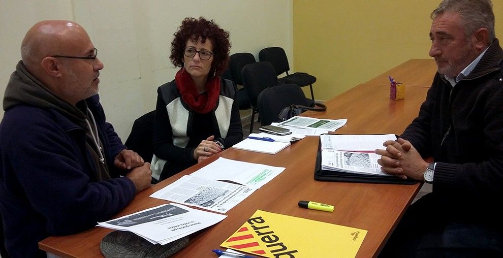 Imatge de la reunió mantinguda entre els candidats ebrencs d'ERC i el coordinador d'UP a l'Ebre.