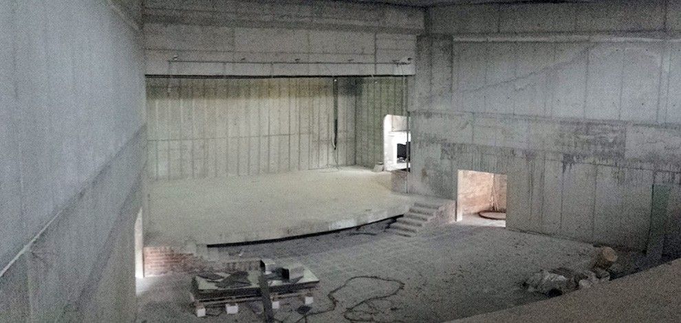 Imatge de l'estat actual de la sala de concerts del futur auditori municipal.