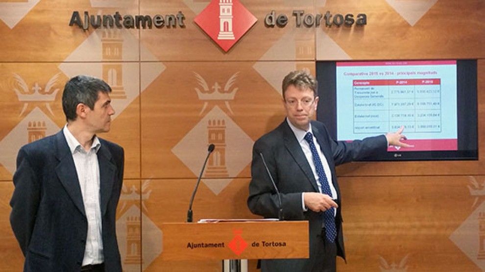 Presentació de la liquidació pressupostària, ahir a l'Ajuntament de Tortosa.