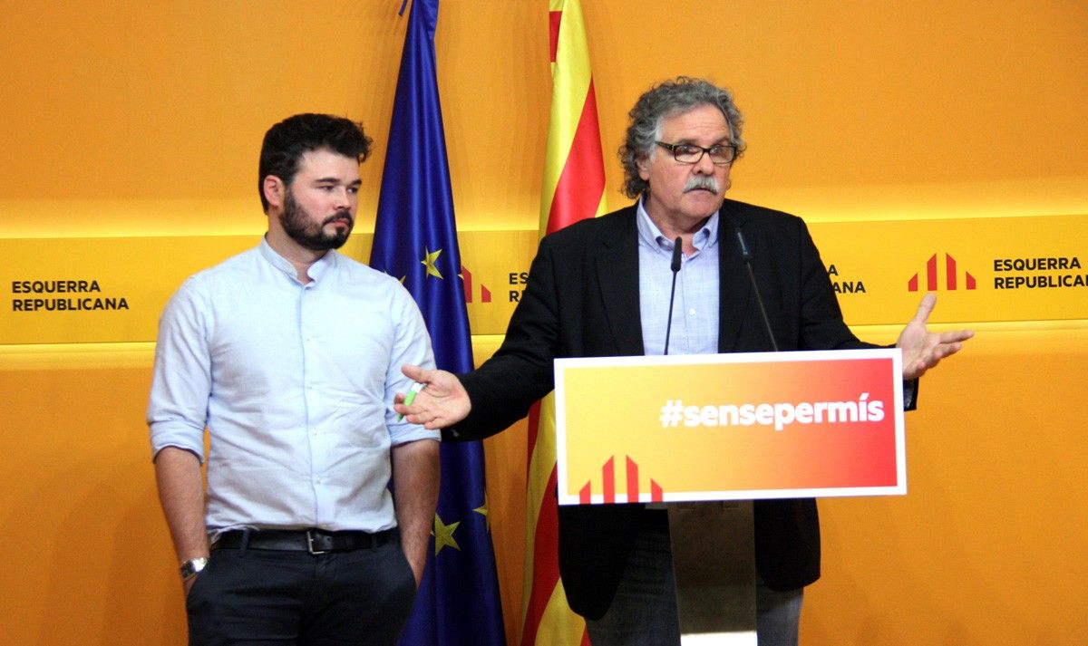 Els caps de llista d'Esquerra al Congrés pel 26-J han criticat durament la consulta del monument franquista de Tortosa.