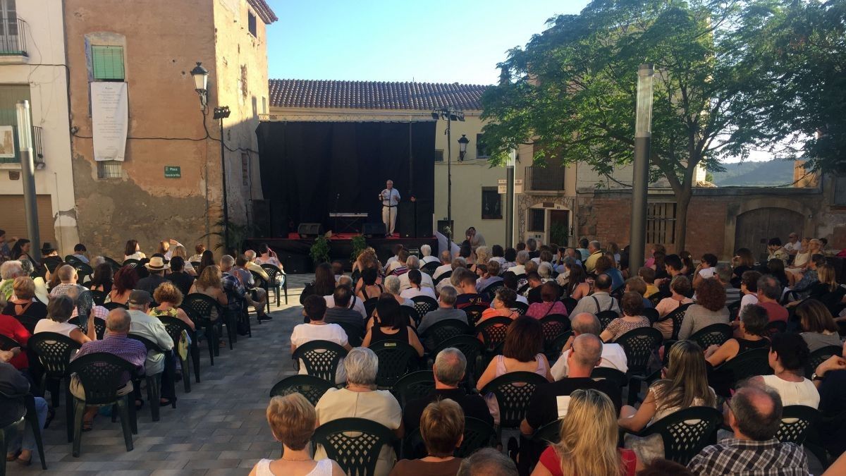 Acte central del Festival Poesia des dels Balcons de Riba-roja d'Ebre
