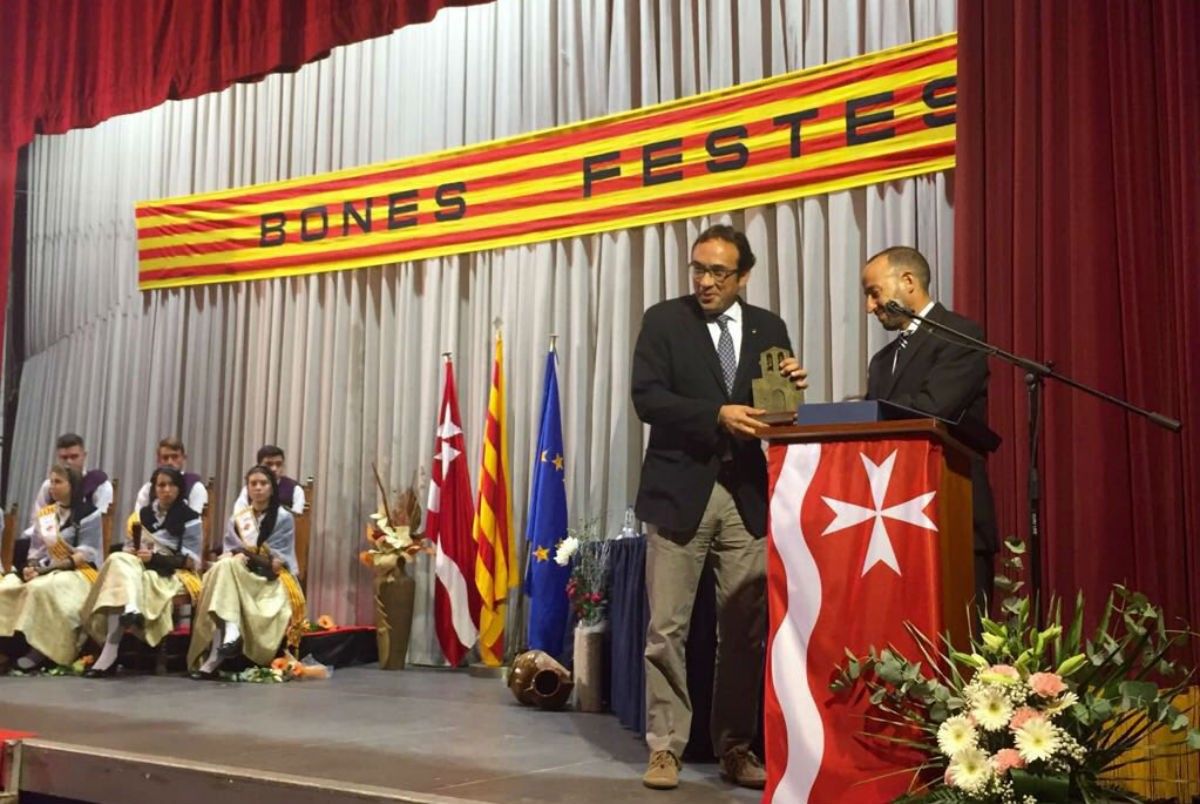L'alcalde de Riba-roja Antonio Suárez i Josep Rull, que va ser convidat a fer el pregó de Festa Major