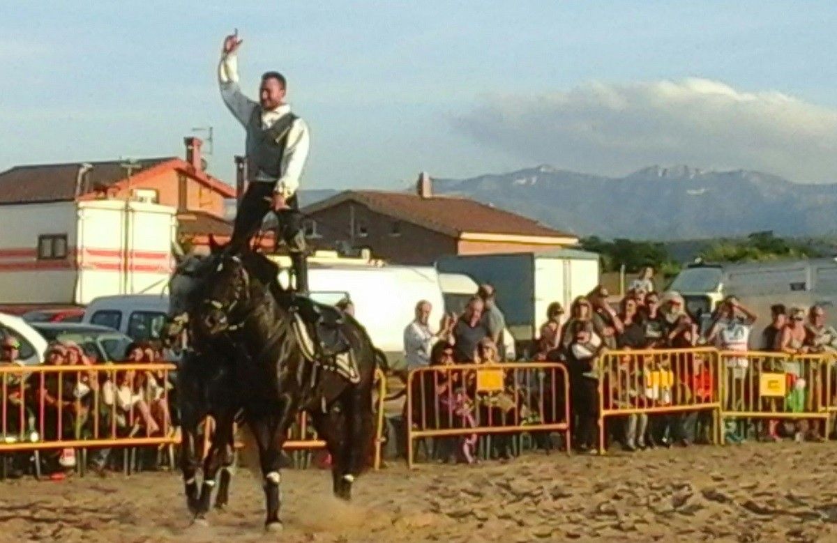 Espectacle eqüestre organitzat per l'associació local Equus Ebre.