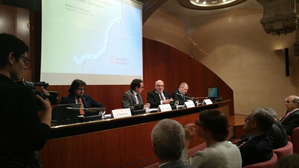 Els consellers Rull i Baiget, durant la reunió sobre el Corredor Mediterrani.