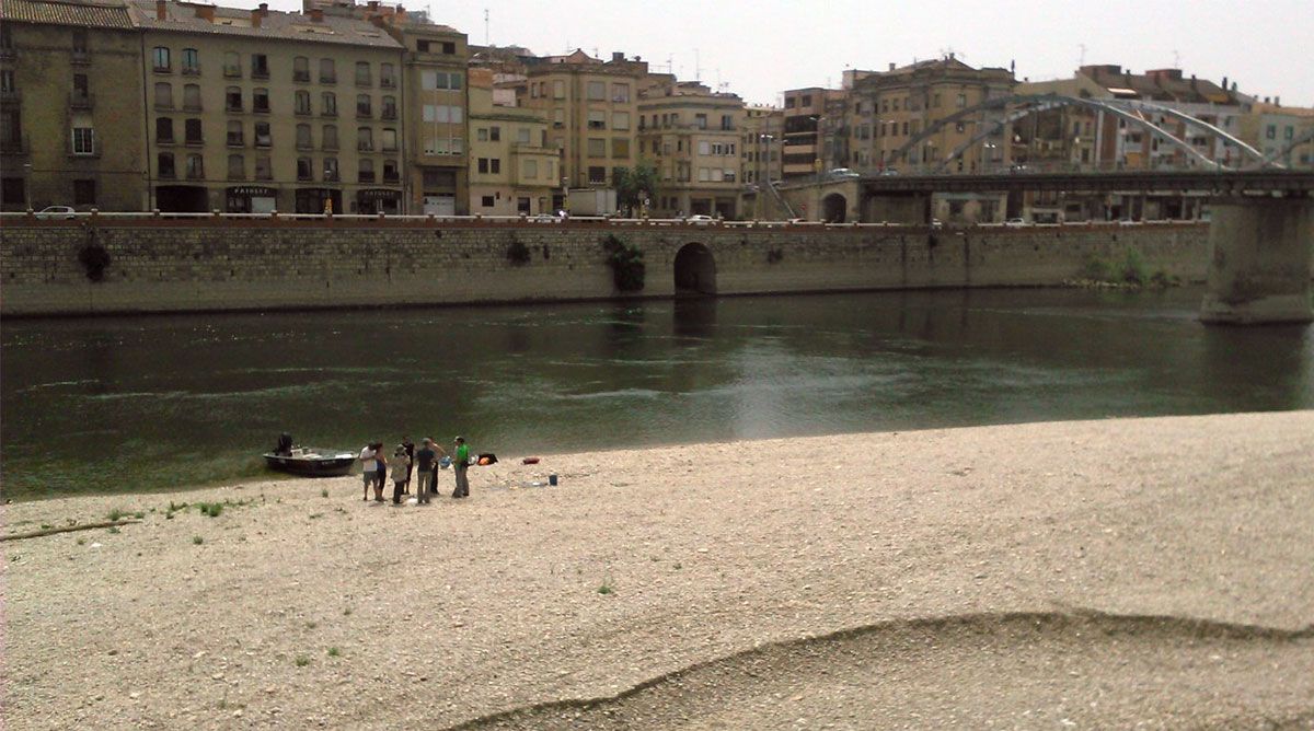 El riu Ebre al seu pas per Tortosa, en una imatge d'arxiu.