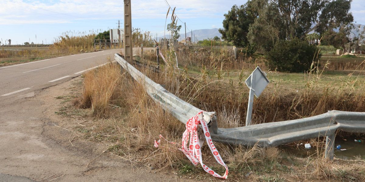 Imatge del punt on s'ha produit l'accident, a la carretera entre la Ràpita i Poblenou del Delta, este dimecres