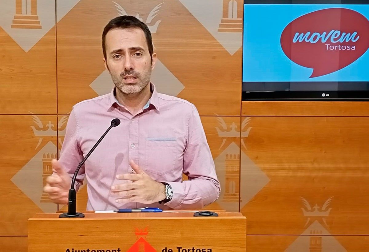 El portaveu de Movem Tortosa, Jordi Jordan, en una roda de premsa prèvia.