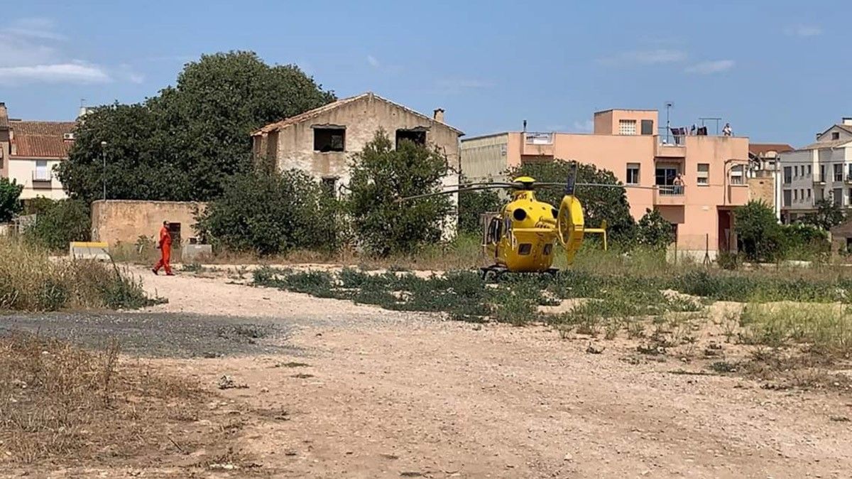 Helicòpter del SEM desplaçat a Santa Bàrbara per traslladar el motorista accidentat