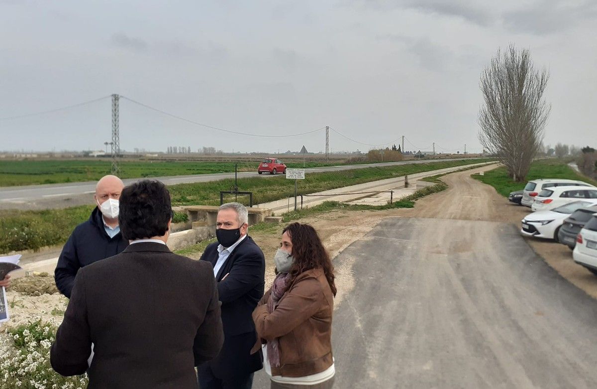 El secretari de d'Infraestructures i Mobilitat, Isidre Gavín, va visitar este dijous les obres amb les autoritats locals